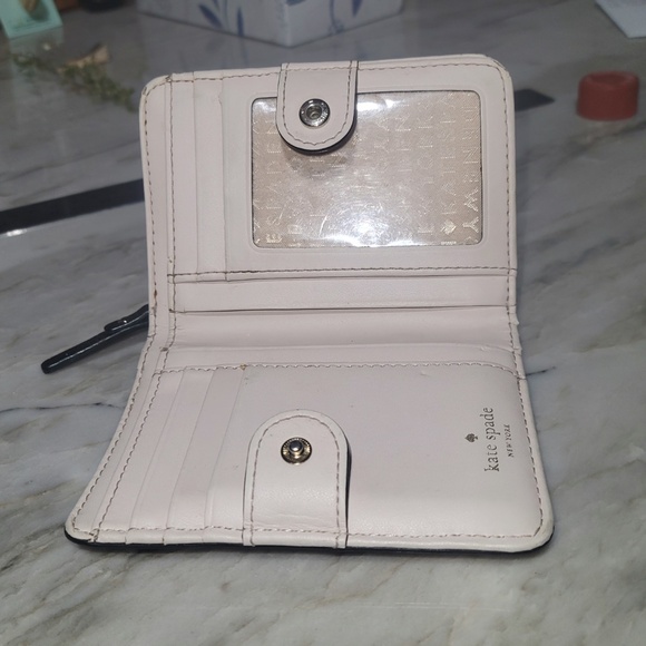 Kate Spade Black and Cream Wallet - Picture 3 of 6